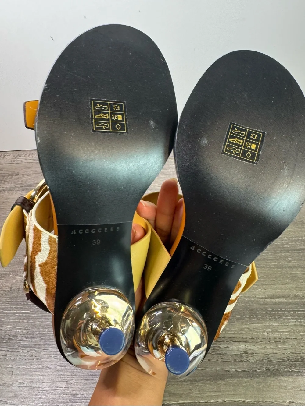 4ccccees OSHA Line Mid Sandals Zebea Mix size 39/US8-8.5 $358 STUNNING